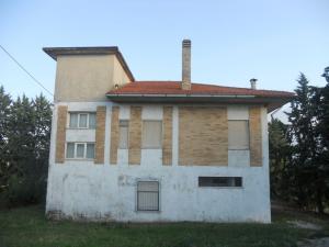 Rustici e Casali in Vendita a Offida #4