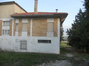 Rustici e Casali in Vendita a Offida #18