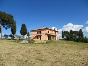 Rustici e Casali in Vendita a Castiglione del Lago #4