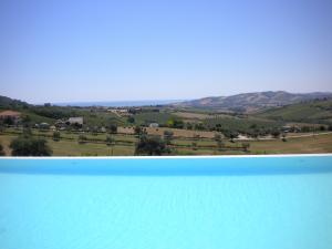 Ville di Prestigio in Vendita a Colonnella #25