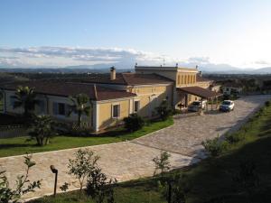 Ville di Prestigio in Vendita a Colonnella #20