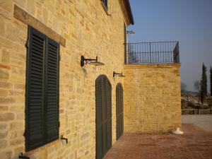 Rustici e Casali in Affitto a Montelparo #13
