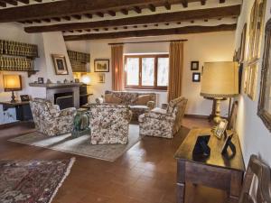 Ville di Prestigio in Vendita a Sarteano #6