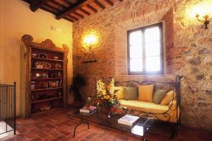 Ville di Prestigio in Vendita a Siena #10