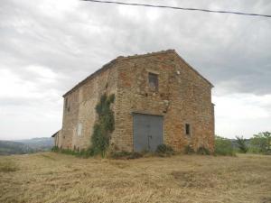 Rustici e Casali in Vendita a Ortezzano #6