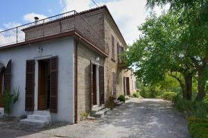 Ville di Prestigio in Vendita a Pergola #5