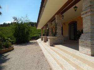 Ville di Prestigio in Vendita a Colonnella #6