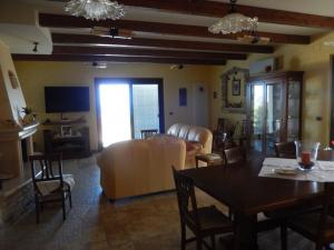 Ville di Prestigio in Vendita a Colonnella #11