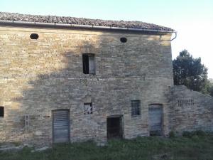 Rustici e Casali in Vendita a Montegiorgio #5