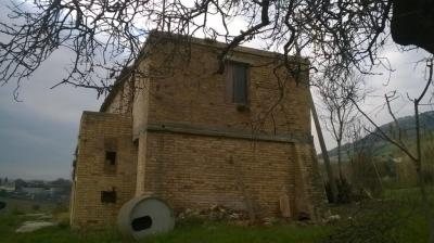 Rustici e Casali in Vendita a Moresco #4
