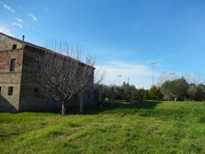 Rustici e Casali in Vendita a Moresco #9