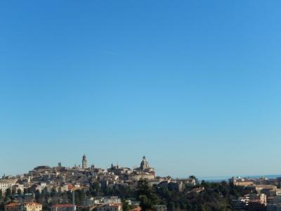 Ville di Prestigio in Vendita a Macerata #24