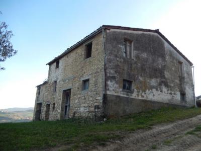 Rustici e Casali in Vendita a Montelparo #19