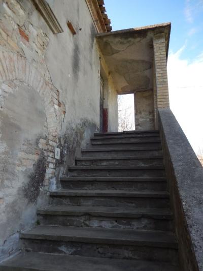 Rustici e Casali in Vendita a Spinetoli #11