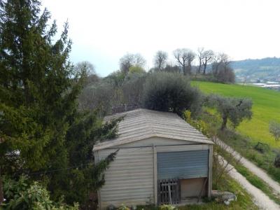 Rustici e Casali in Vendita a Massignano #18