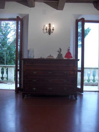 Ville di Prestigio in Vendita a Cossignano #25