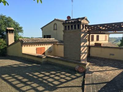 Rustici e Casali in Vendita a Monte San Giusto #3