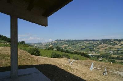 Rustici e Casali in Vendita a Montefiore dell'Aso #13