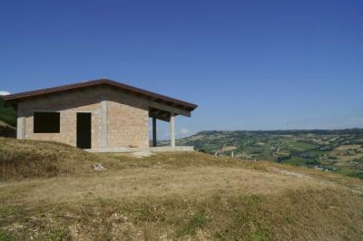 Rustici e Casali in Vendita a Montefiore dell'Aso #19