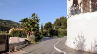 Ville di Prestigio in Vendita a Grottammare #17