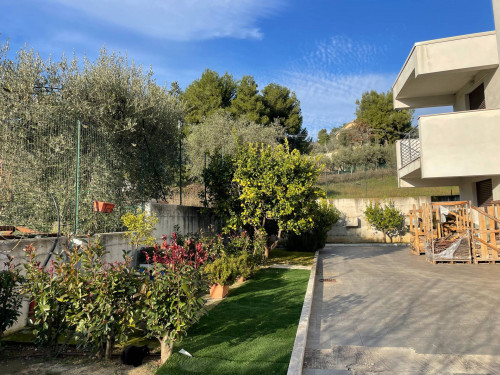 Ville di Prestigio in Vendita a Grottammare #21