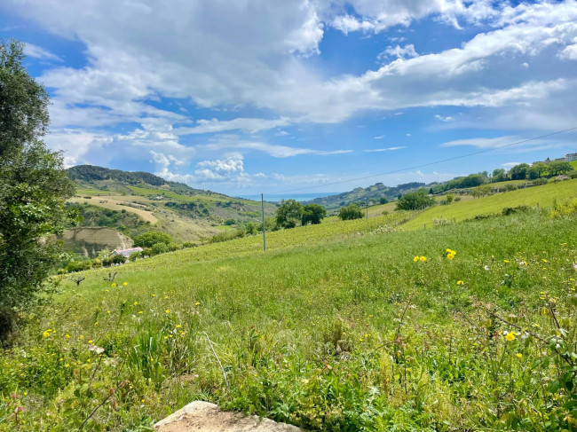 Rustici e Casali in Vendita a Monteprandone #23