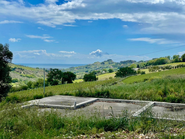 Rustici e Casali in Vendita a Monteprandone #2