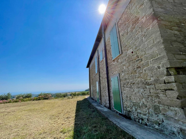 Rustici e Casali in Vendita a Ripatransone #3