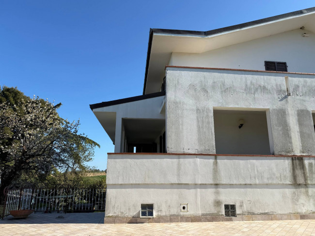 Case indipendenti in Vendita a Cupra Marittima #49
