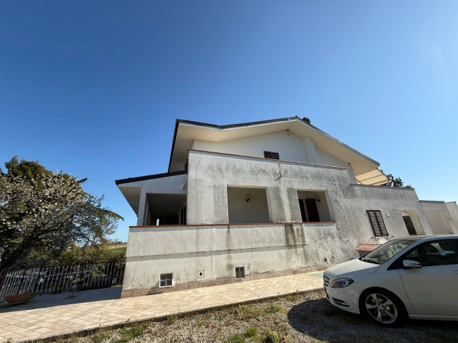 Case indipendenti in Vendita a Cupra Marittima #50