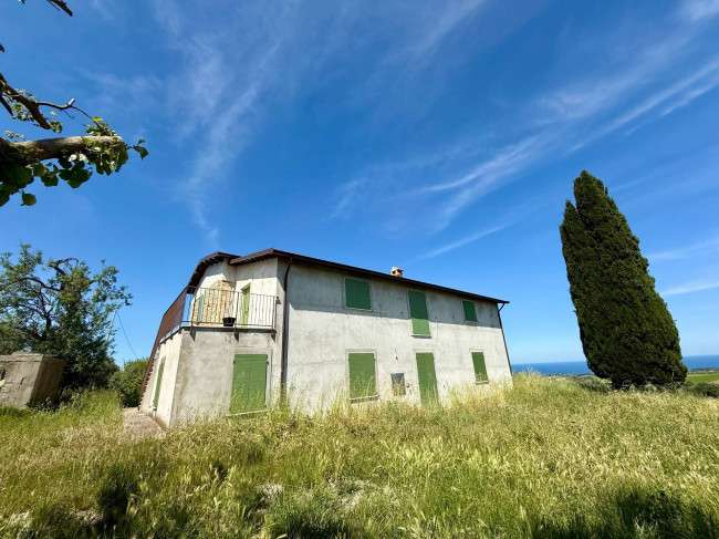 Rustici e Casali in Vendita a Ripatransone #33