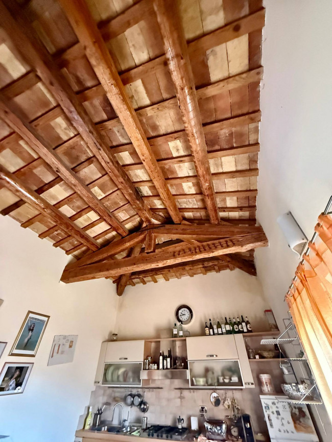 Rustici e Casali in Vendita a Ancarano #19