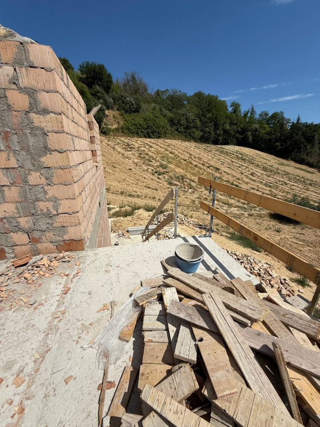 Rustici e Casali in Vendita a Ripatransone #12