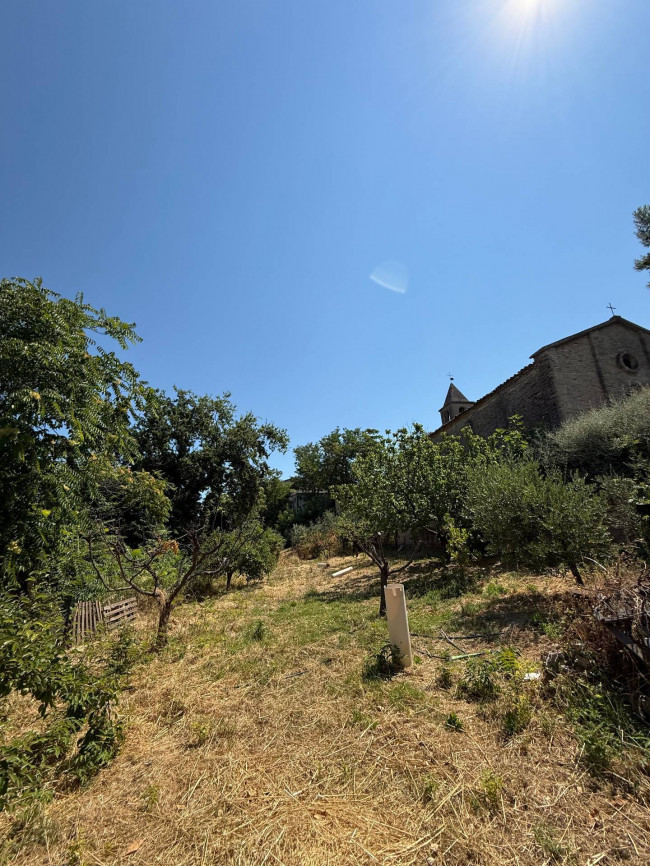 Centri Storici in Vendita a Altidona #33