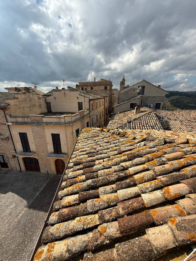 Centri Storici in Vendita a Altidona #35