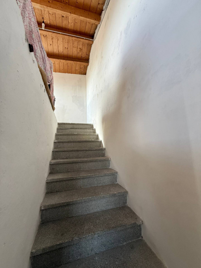 Centri Storici in Vendita a Altidona #37