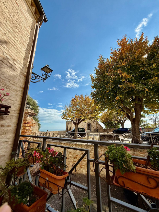 Centri Storici in Vendita a Altidona #3