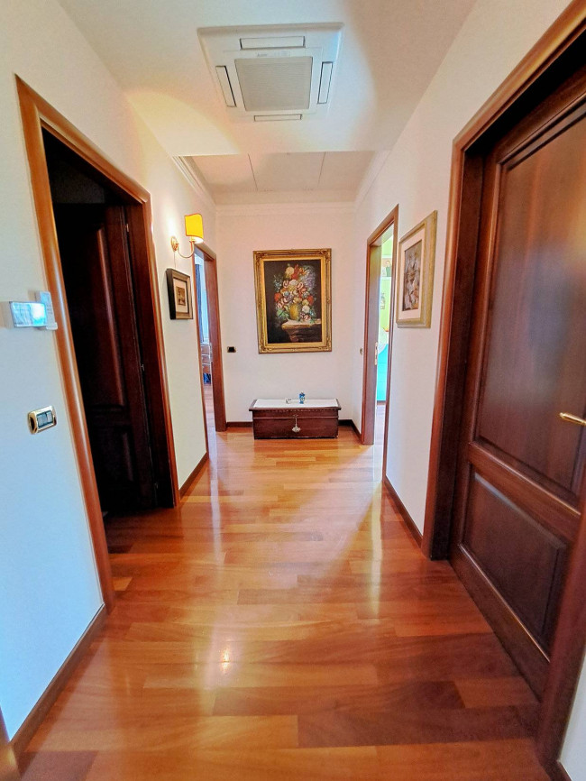 Rustici e Casali in Vendita a Montefiore dell'Aso #10