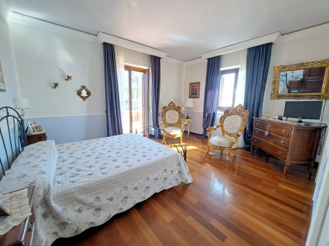 Rustici e Casali in Vendita a Montefiore dell'Aso #11