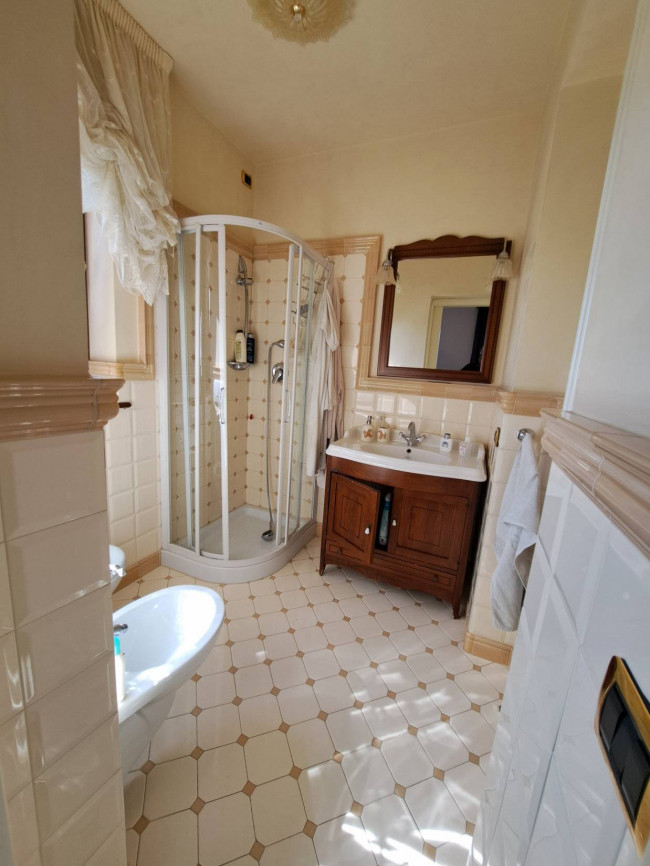 Rustici e Casali in Vendita a Montefiore dell'Aso #16