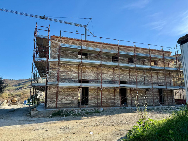 Rustici e Casali in Vendita a Ripatransone #23