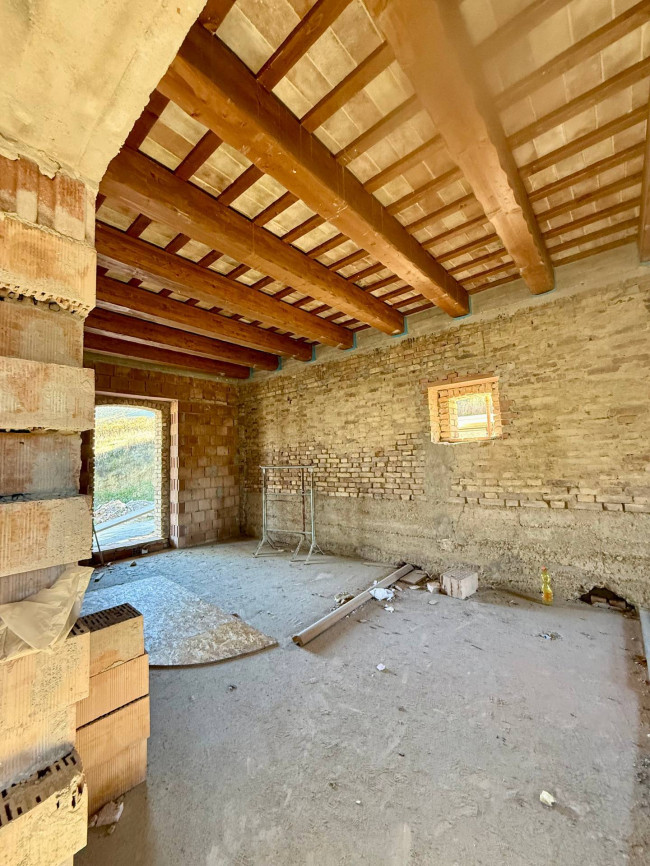 Rustici e Casali in Vendita a Ripatransone #26