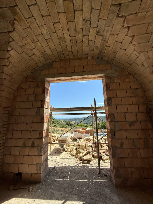 Rustici e Casali in Vendita a Ripatransone #17