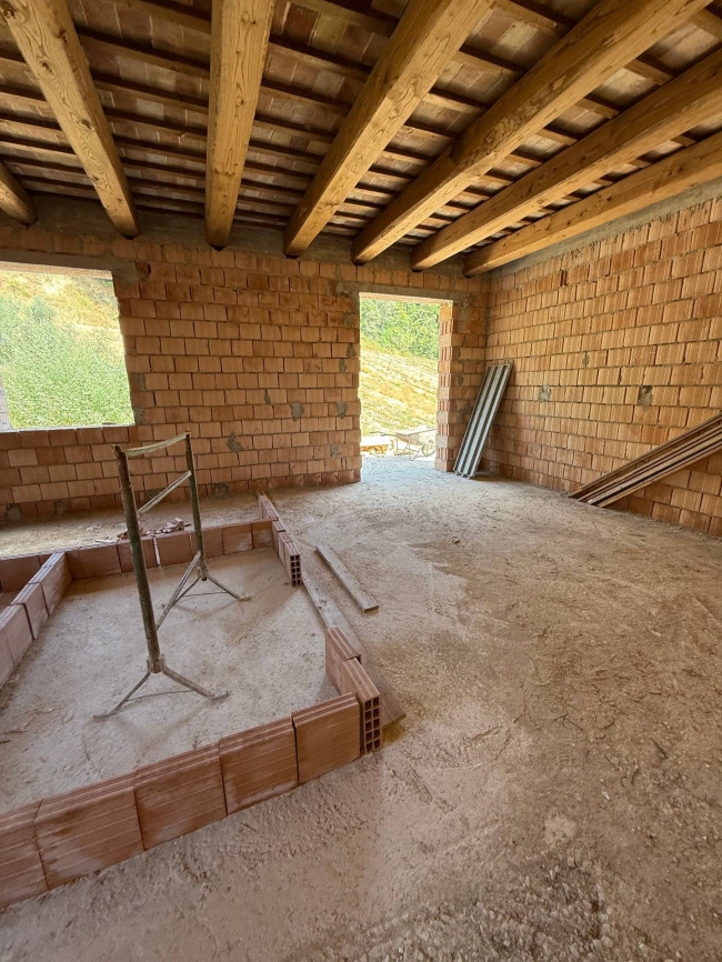 Rustici e Casali in Vendita a Ripatransone #18