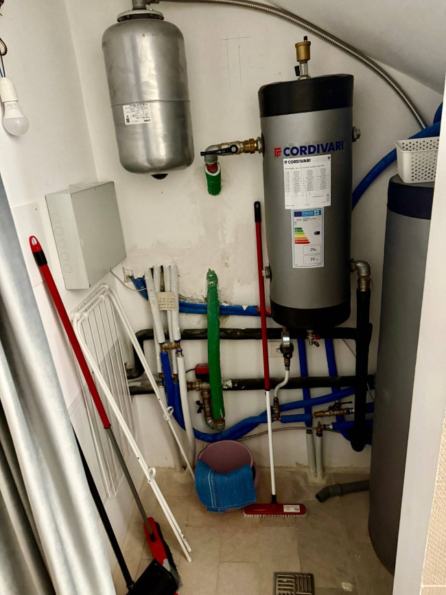 Centri Storici in Vendita a Altidona #18