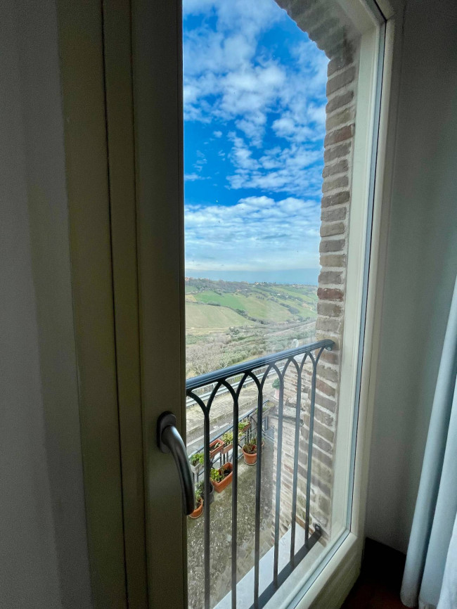 Centri Storici in Vendita a Altidona #3