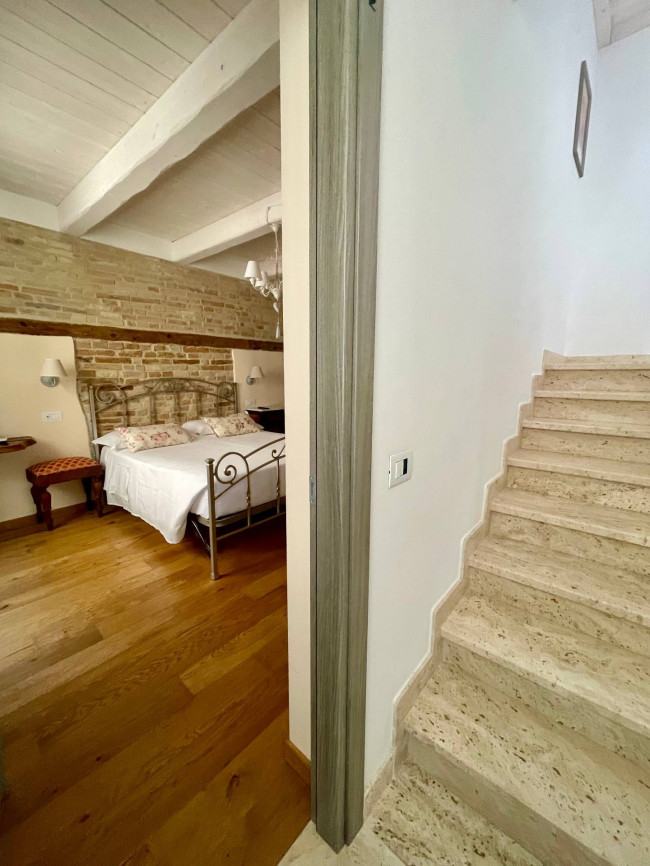 Centri Storici in Vendita a Altidona #5