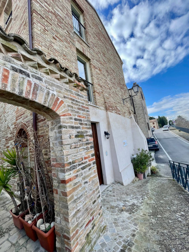 Centri Storici in Vendita a Altidona #15