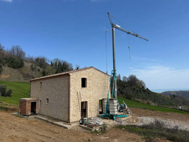 Rustici e Casali in Vendita a Ripatransone #23
