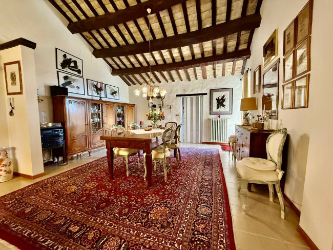 Rustici e Casali in Vendita a Offida #13